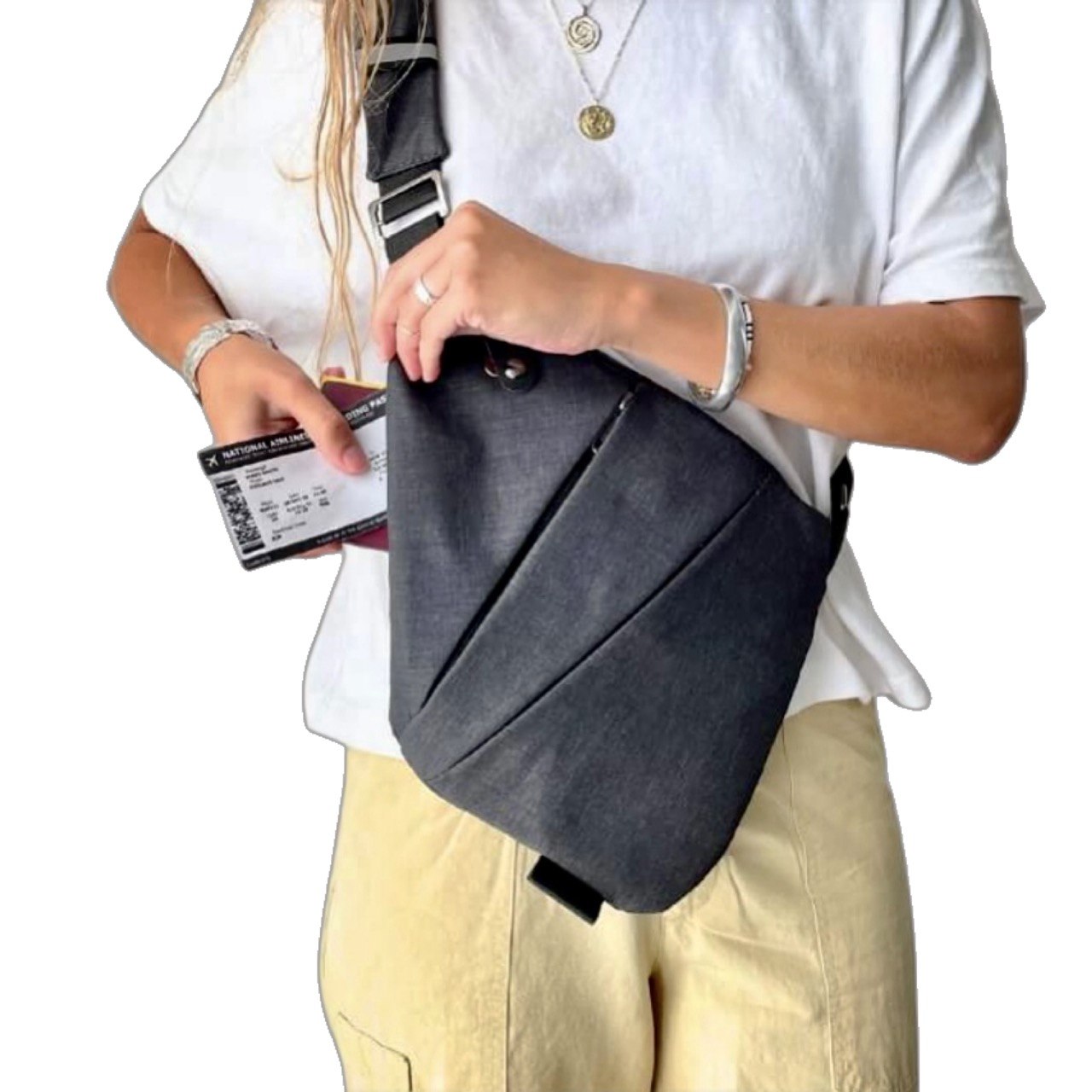 FanTom™ Anti-Theft Travel Bag